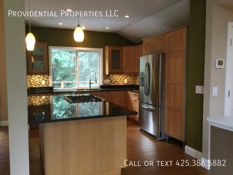 17009 Ne 28th Pl - Photo 3 of 16