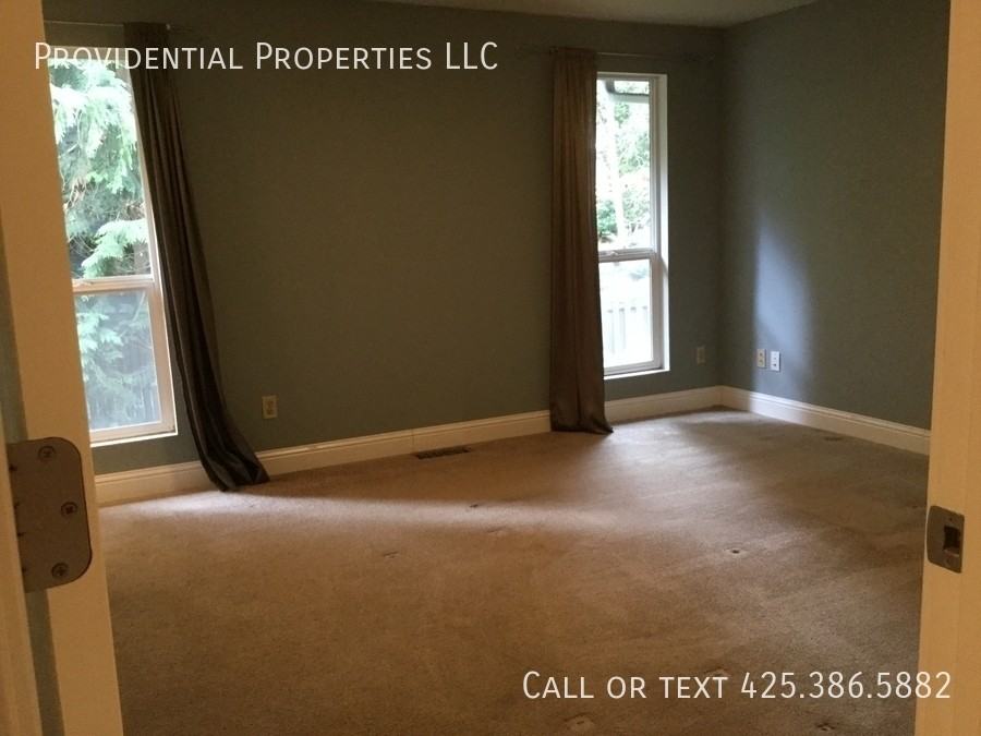 17009 Ne 28th Pl - Photo 7 of 16