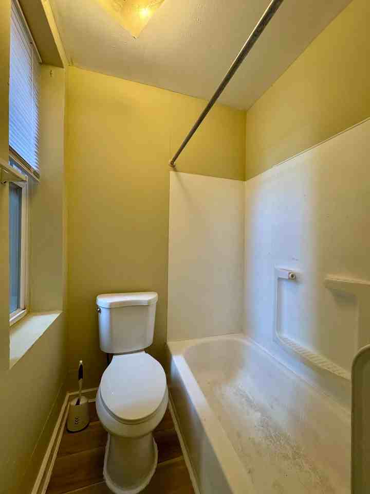 Apartment Units in Midtown, Baltimore, MD! - Photo 4 of 29