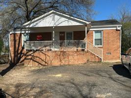 featured image of 912 Plyler St