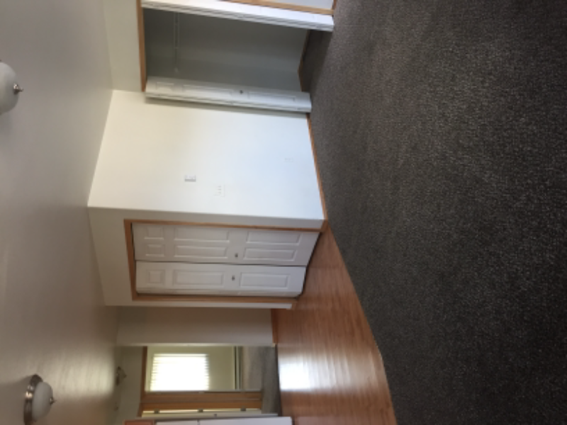 105 E King St - Photo 2 of 9