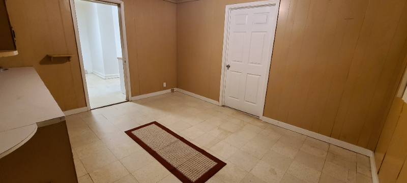 299 N Lexington St - Photo 5 of 11