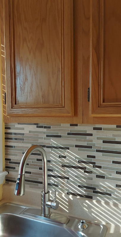 1114 Anglesea St - Photo 4 of 19