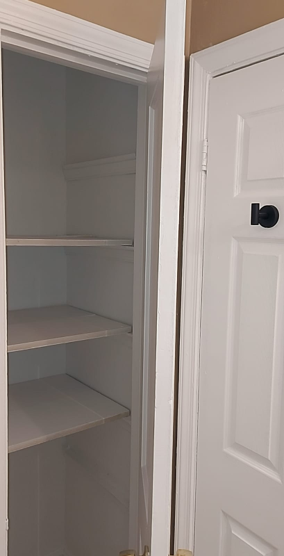 1114 Anglesea St - Photo 5 of 19