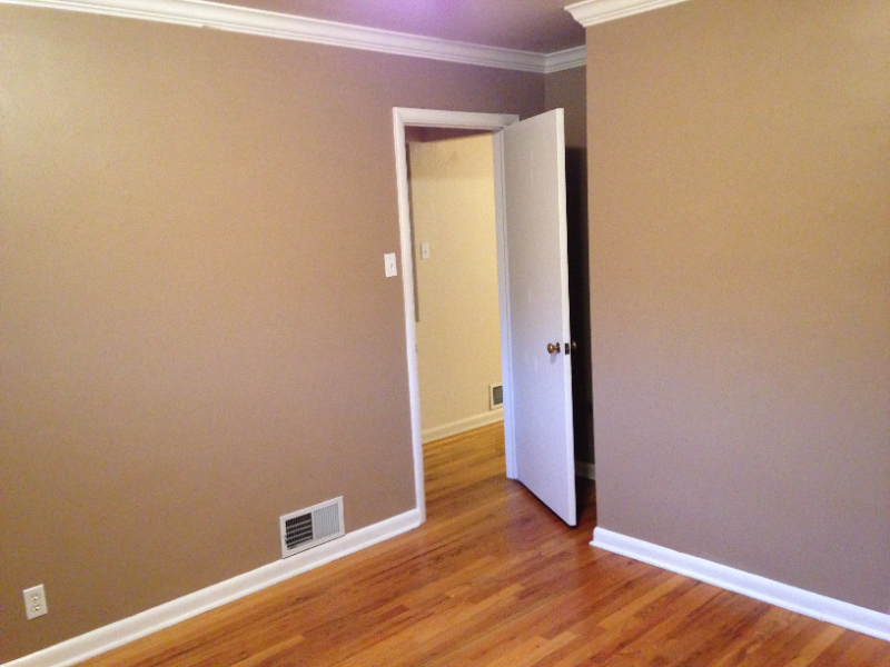 720 Poplar St - Photo 5 of 33