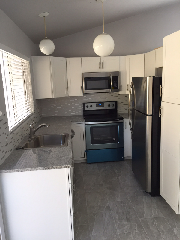 16253 N 18th St - Photo 3 of 14
