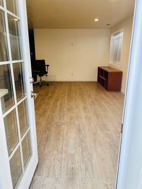 1262 W Creek Ridge Dr - Photo 2 of 13