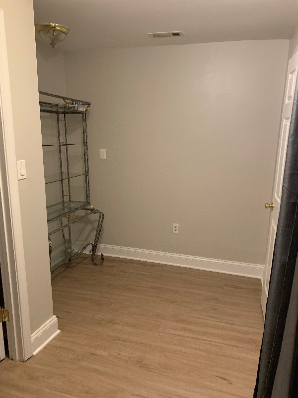 3085 Bicentennial Ct - Photo 5 of 7