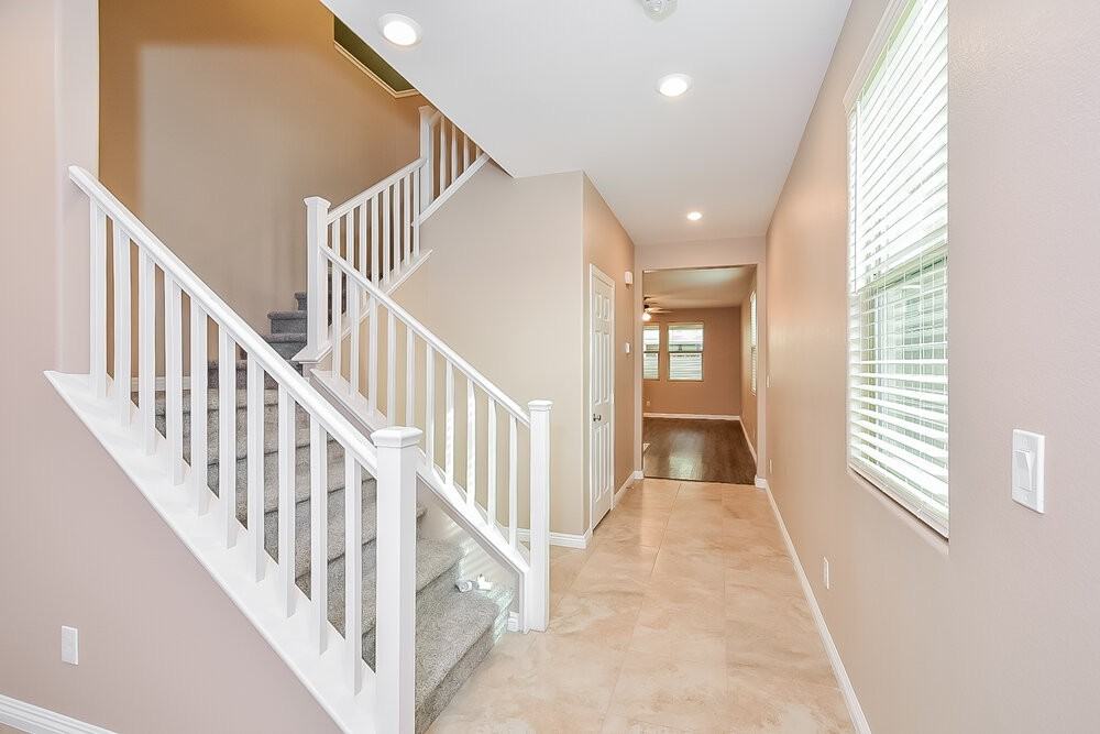878 Cherry Glen Pl - Photo 4 of 20
