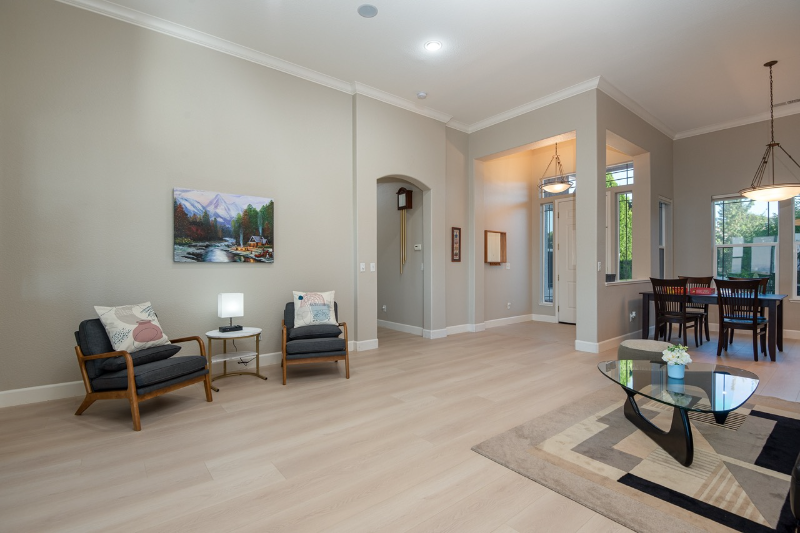 543 S Elk River Ct - Photo 2 of 40