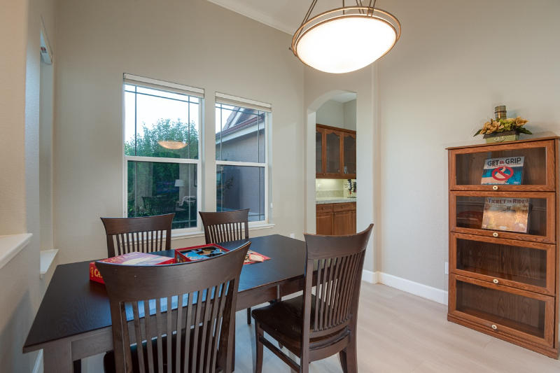 543 S Elk River Ct - Photo 5 of 40