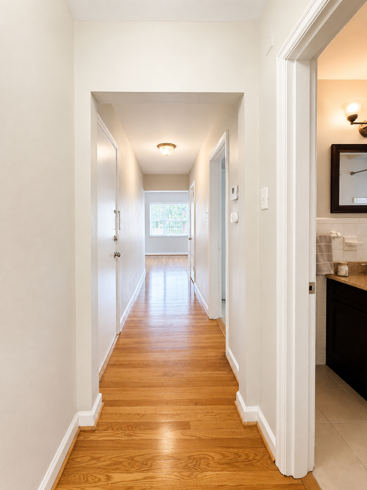 5931 Nagel Avenue #1E - Photo 4 of 7