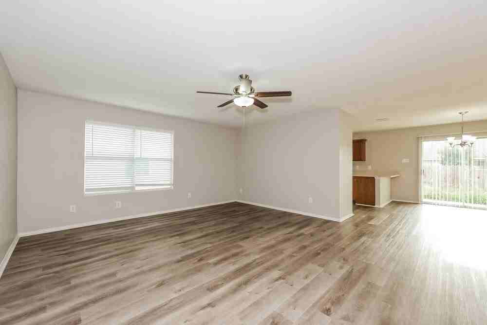 413 Dakota Ridge Dr - Photo 5 of 14