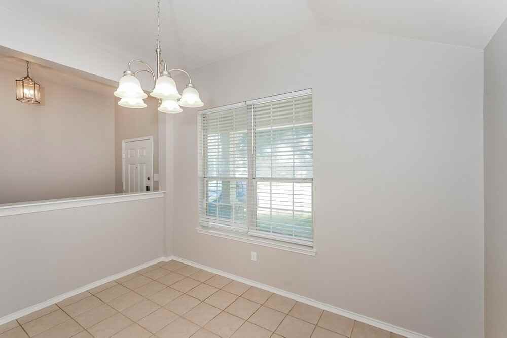 7617 Rainbow Creek Dr - Photo 6 of 15