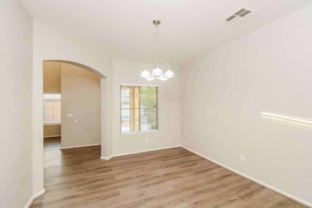 15028 W Statler St - Photo 5 of 18