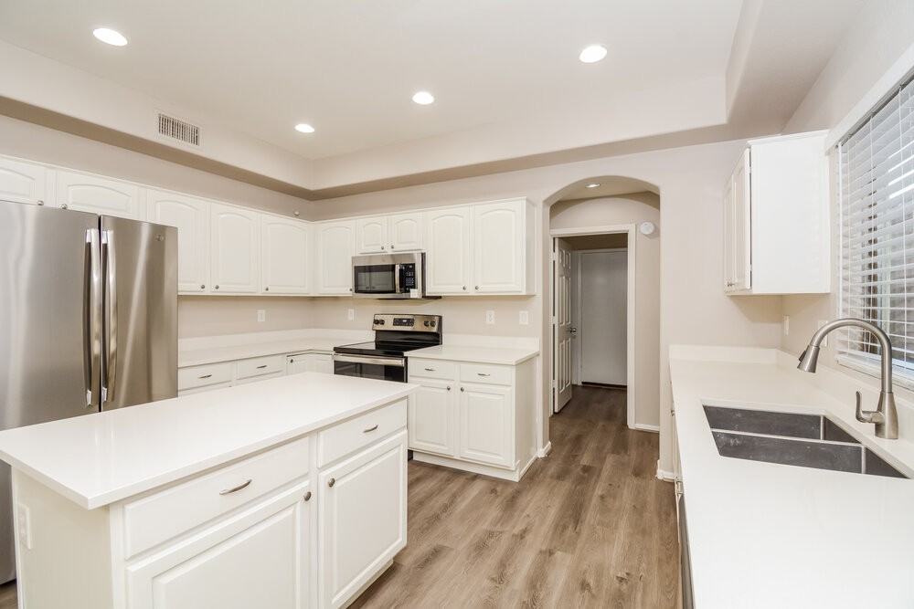 15028 W Statler St - Photo 7 of 18