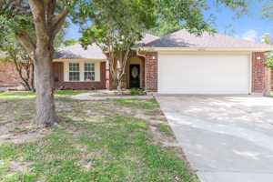 featured image of 3616 Crosswicks Ct