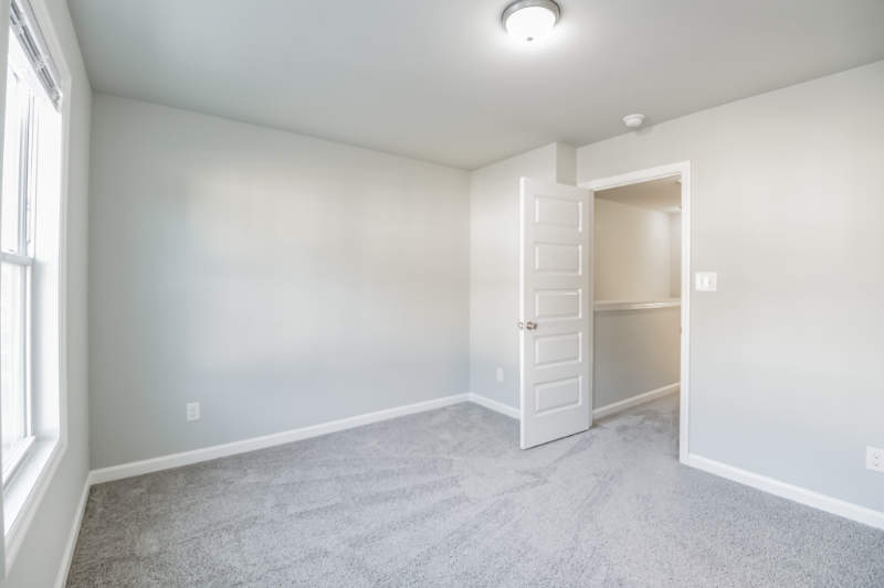 131 Buckhorn Ave - Photo 6 of 9