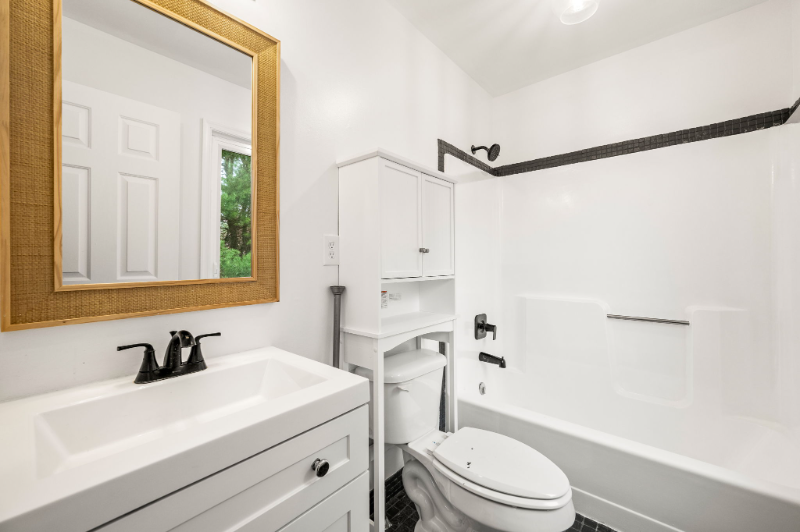 302 Pinebooke Cir - Photo 7 of 39