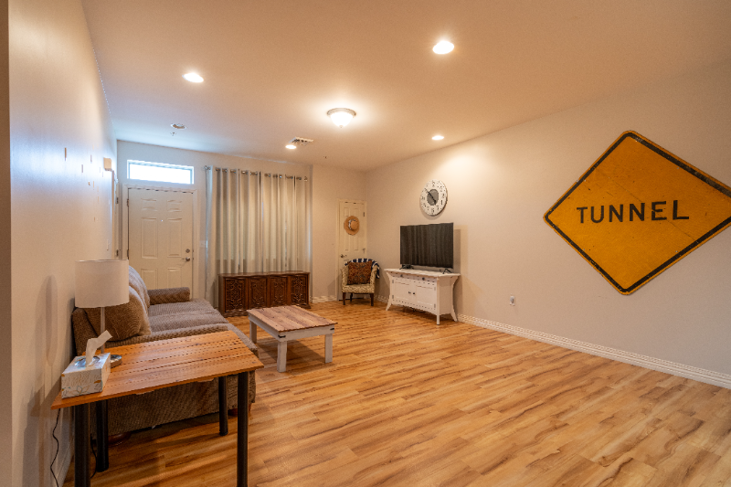 1160 Municipal Dr #9 - Photo 2 of 21