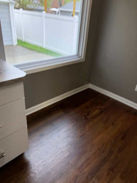 701 Whitcomb Ave - Photo 5 of 14