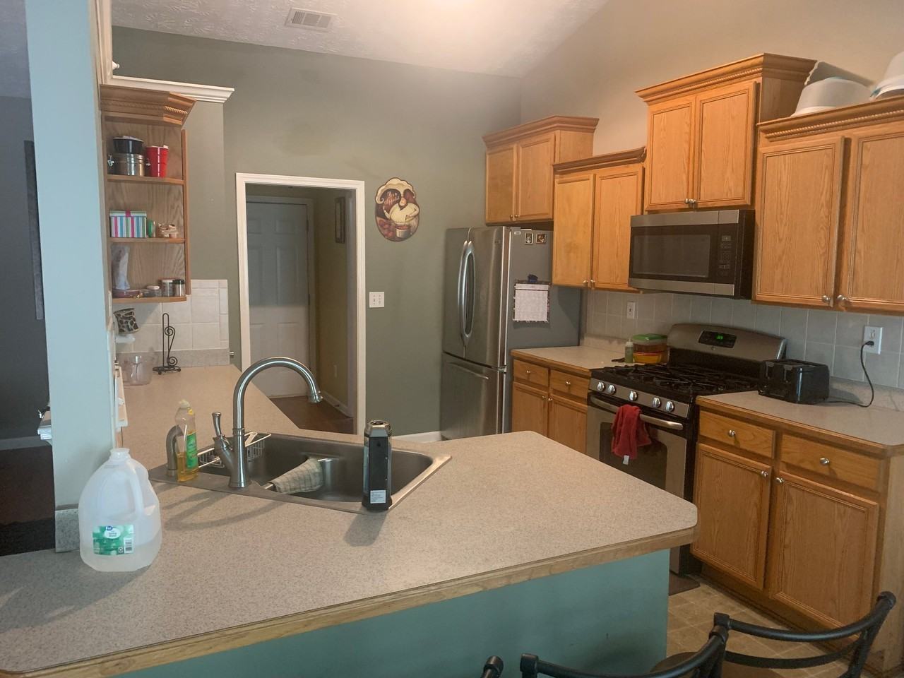 180 Pebble Brooke Ct #B - Photo 4 of 9