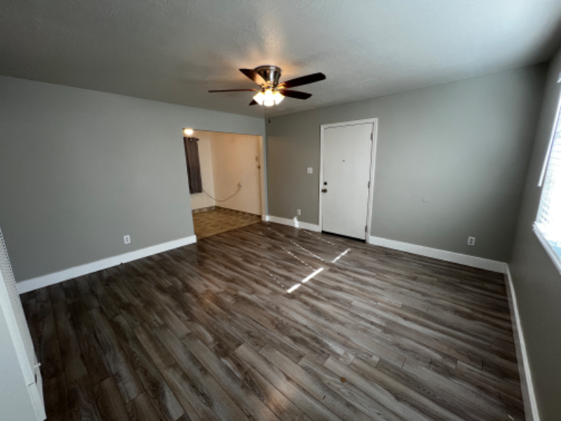 457 E N St #A - Photo 4 of 10