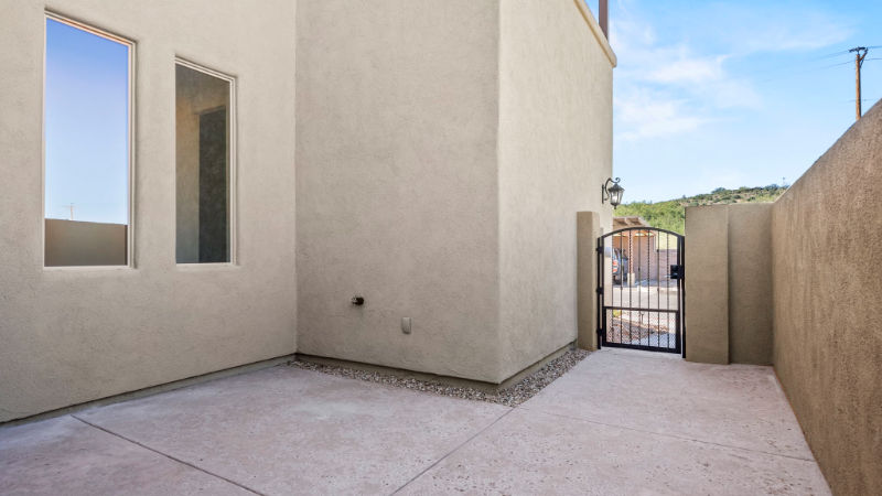 1601 Golden Gate Way - Photo 3 of 20