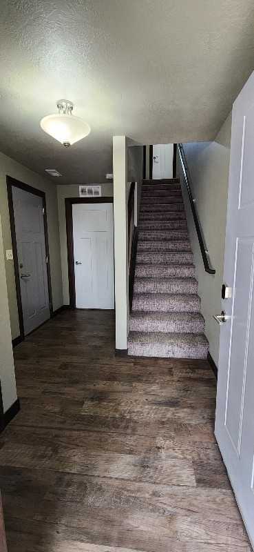 234 E Residence Pl - Photo 2 of 27