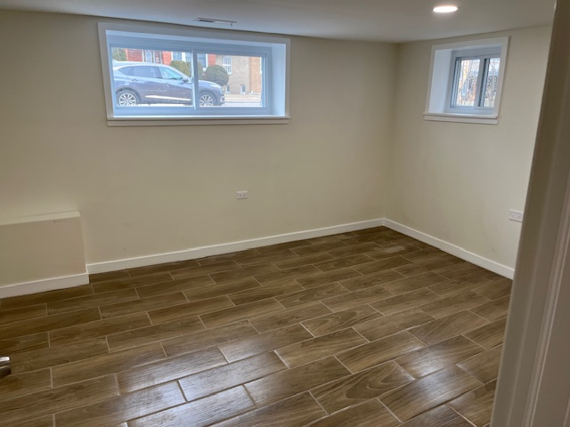 5433 W Eddy St - Photo 4 of 8