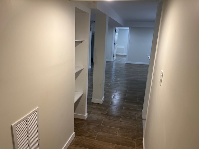 5433 W Eddy St - Photo 6 of 8