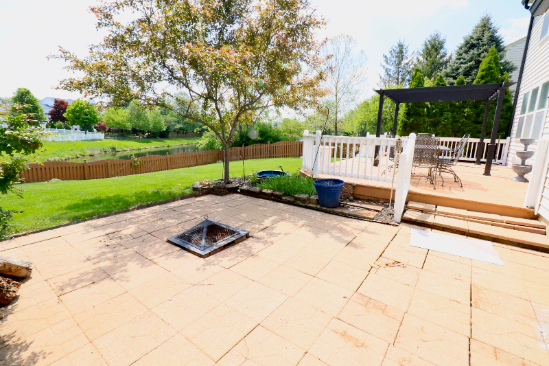 12115 Flagstone Dr - Photo 3 of 21
