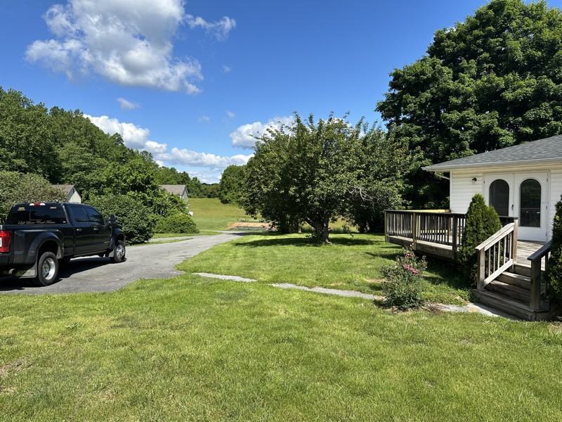 13725 Martin Rd - Photo 2 of 12