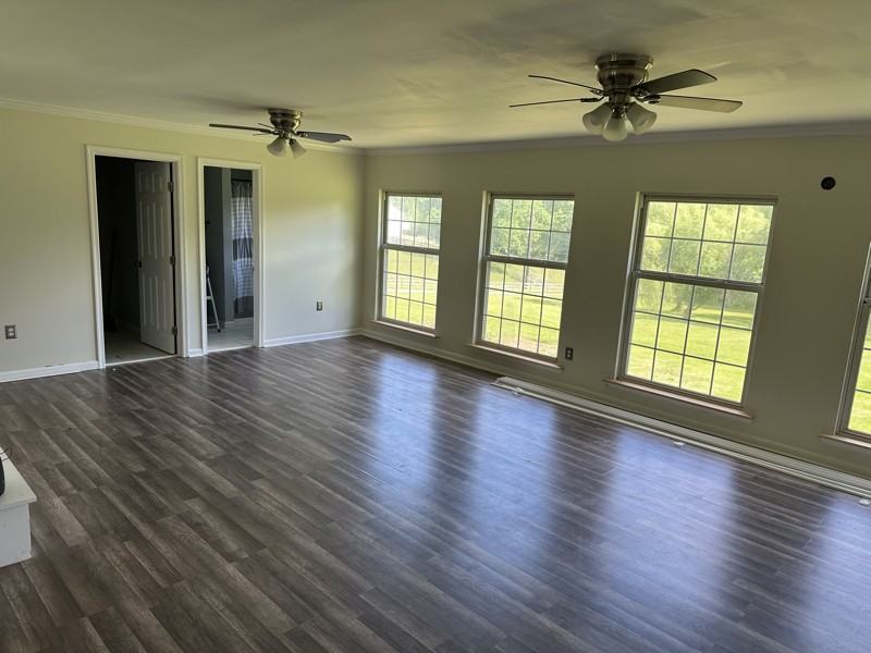 13725 Martin Rd - Photo 4 of 12