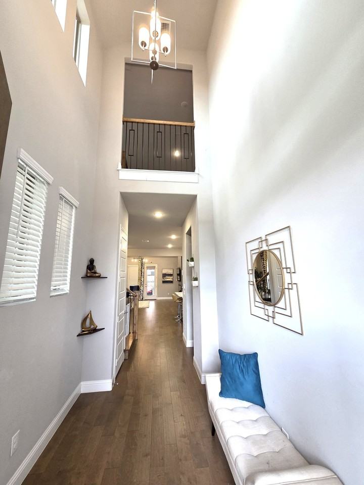 8066 Glastonbury Dr - Photo 2 of 20