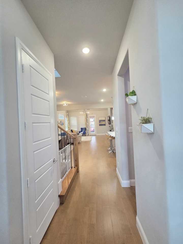 8066 Glastonbury Dr - Photo 3 of 20