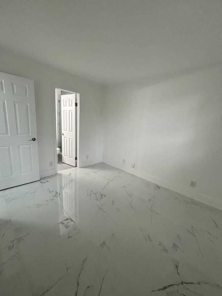 2864 Coral Springs Drive #2864 - Photo 4 of 5