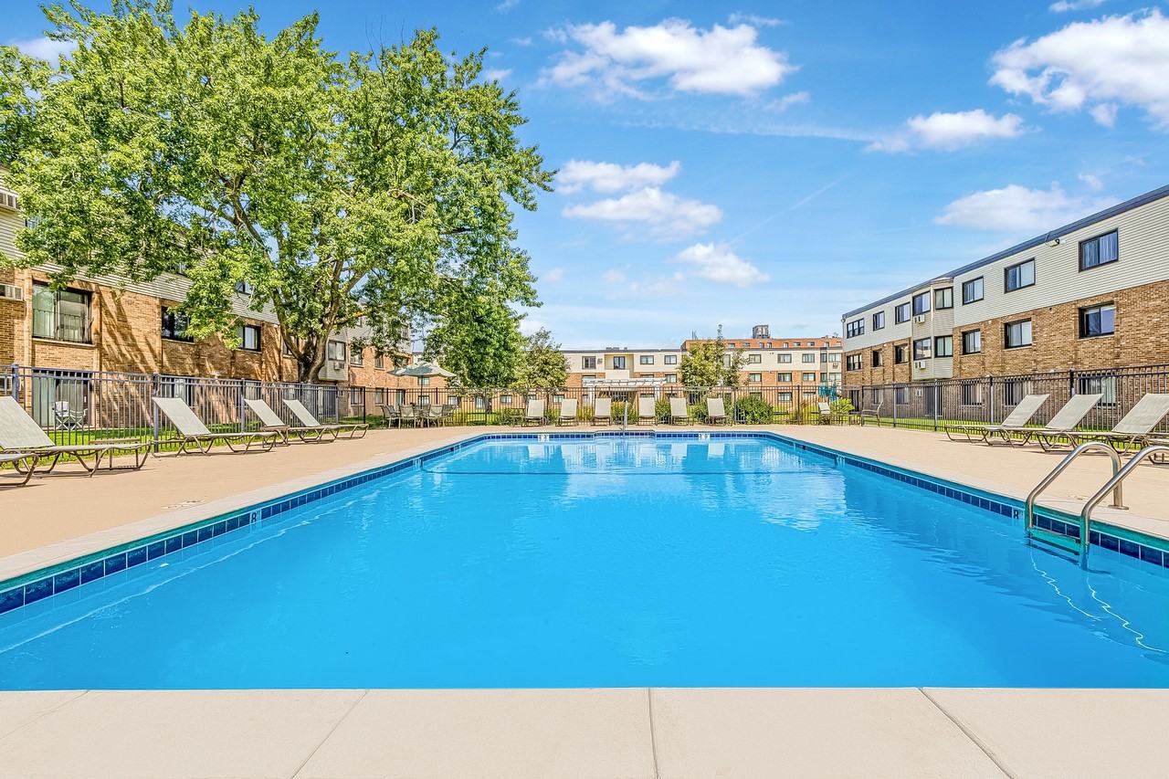 Ridgebrook Apartments - Photo 6 of 45