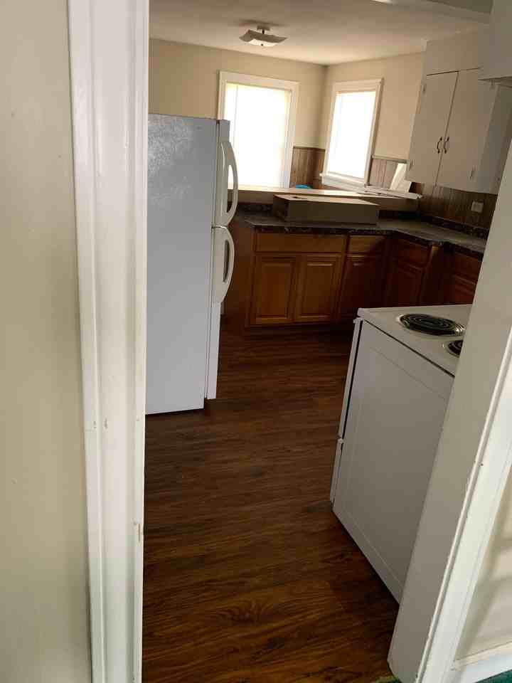 5707 Country Club Dr - Photo 3 of 11