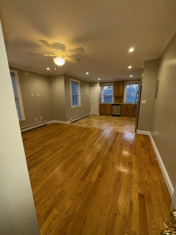150 S 6th Ave #2 - Photo 6 of 13