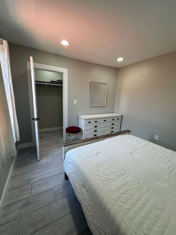 328 N Euclid Ave #C - Photo 2 of 19