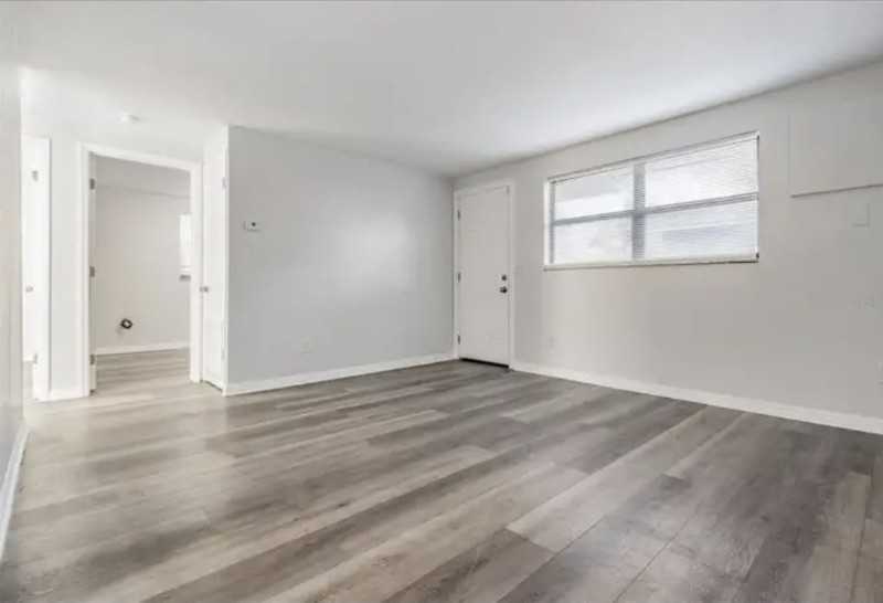 1707 E Idell St #A - Photo 2 of 13