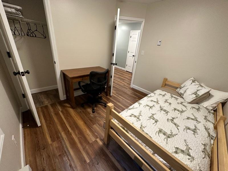 704 Margo Rd - Photo 5 of 12