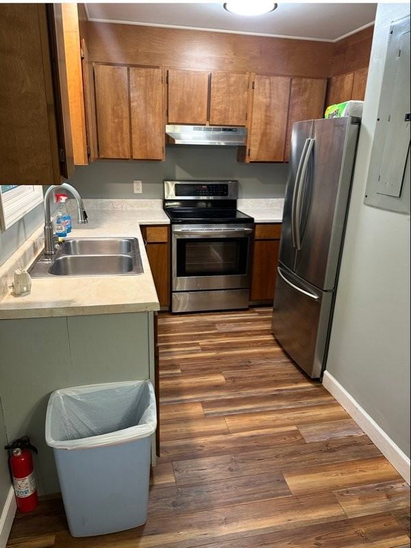 704 Margo Rd - Photo 7 of 12