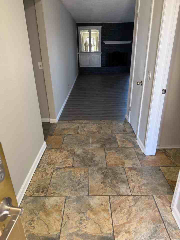 7065 E 52nd St - Photo 3 of 6