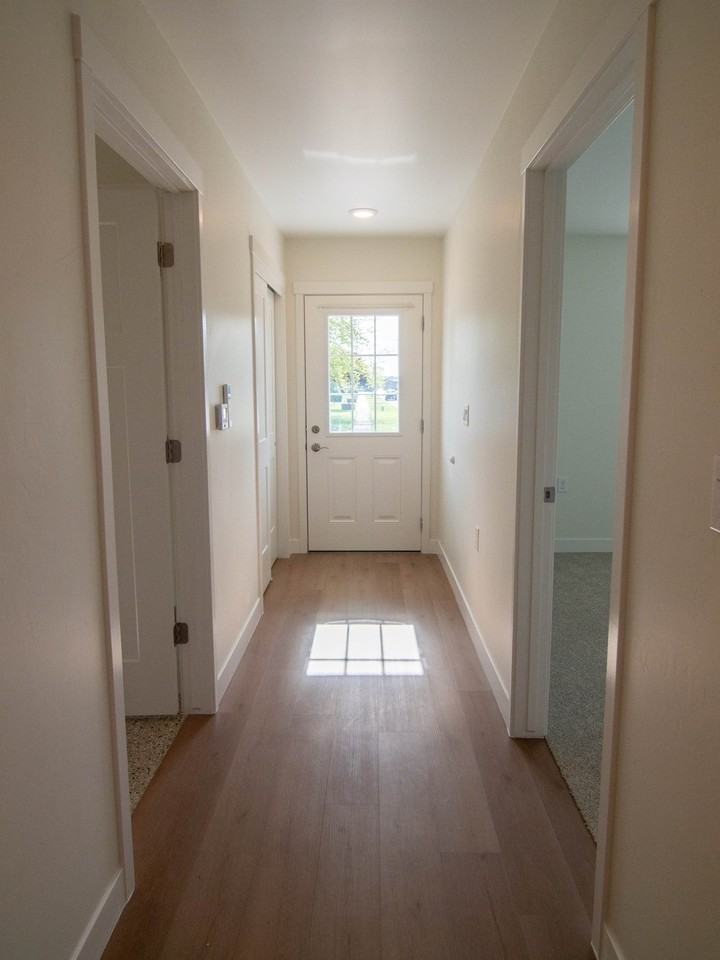 1500 Jackson St #2 - Photo 6 of 10