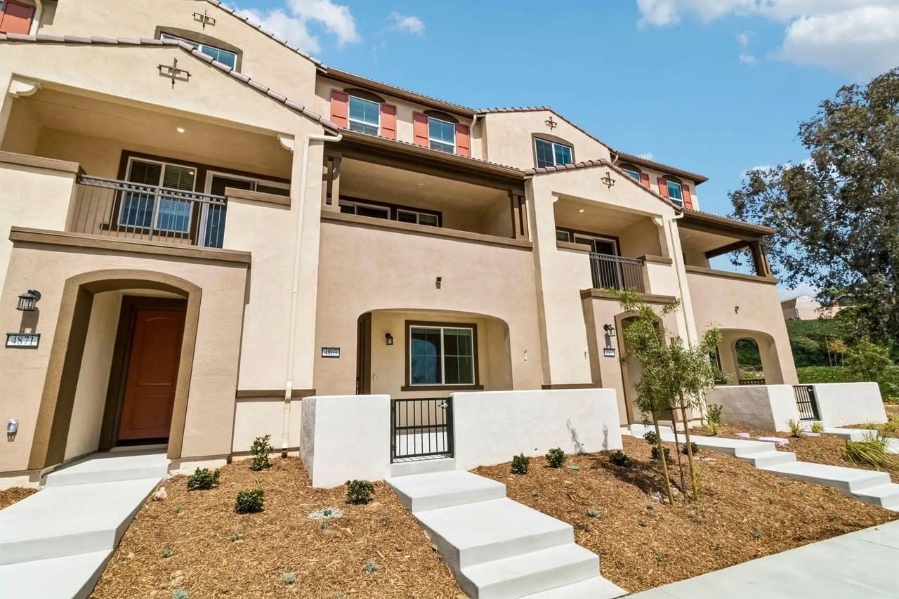 4899 Merida Way - Photo 2 of 20