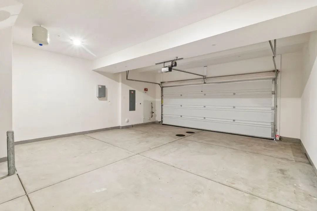 4899 Merida Way - Photo 4 of 20