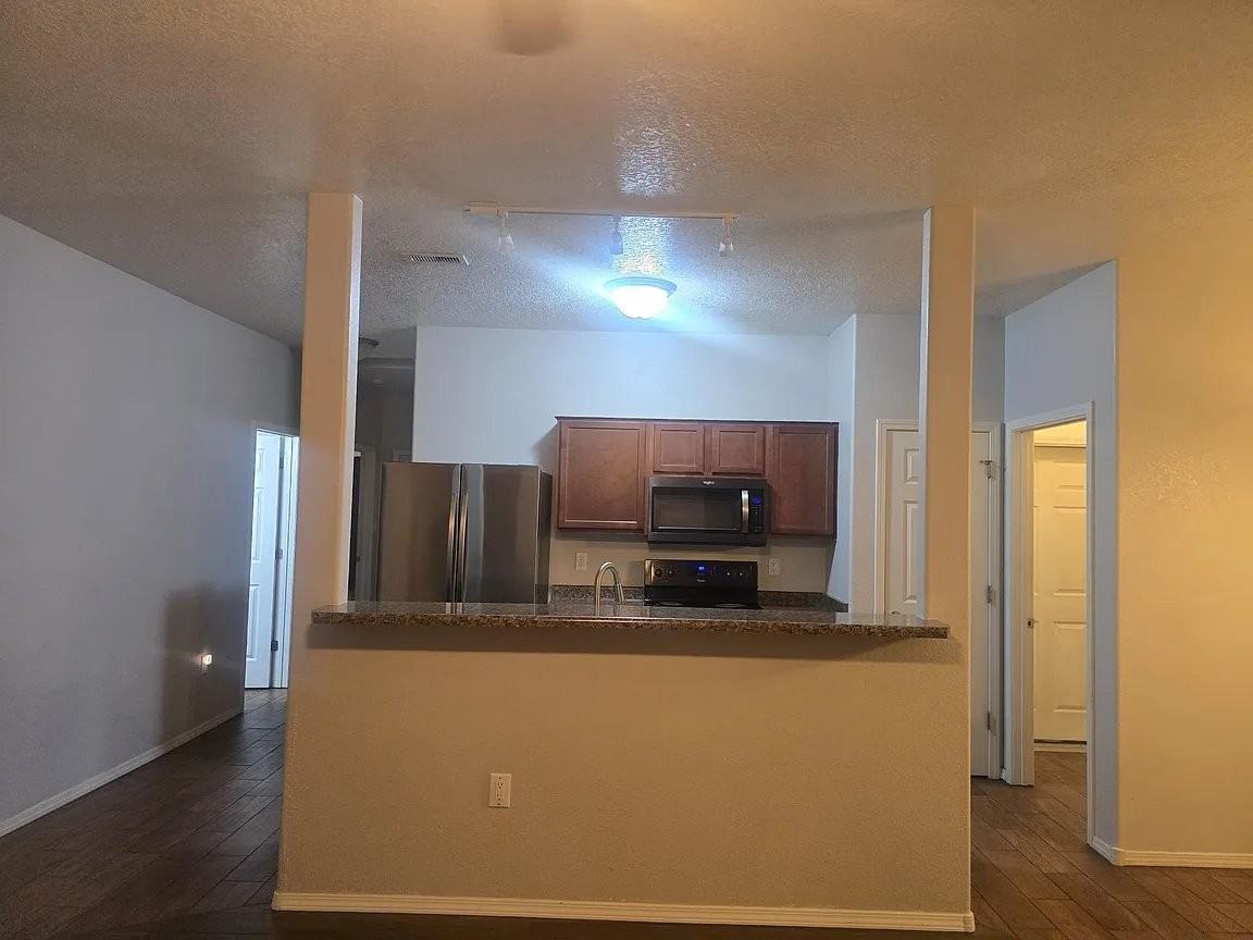 5619 Blue Feather Ave Nw - Photo 6 of 12