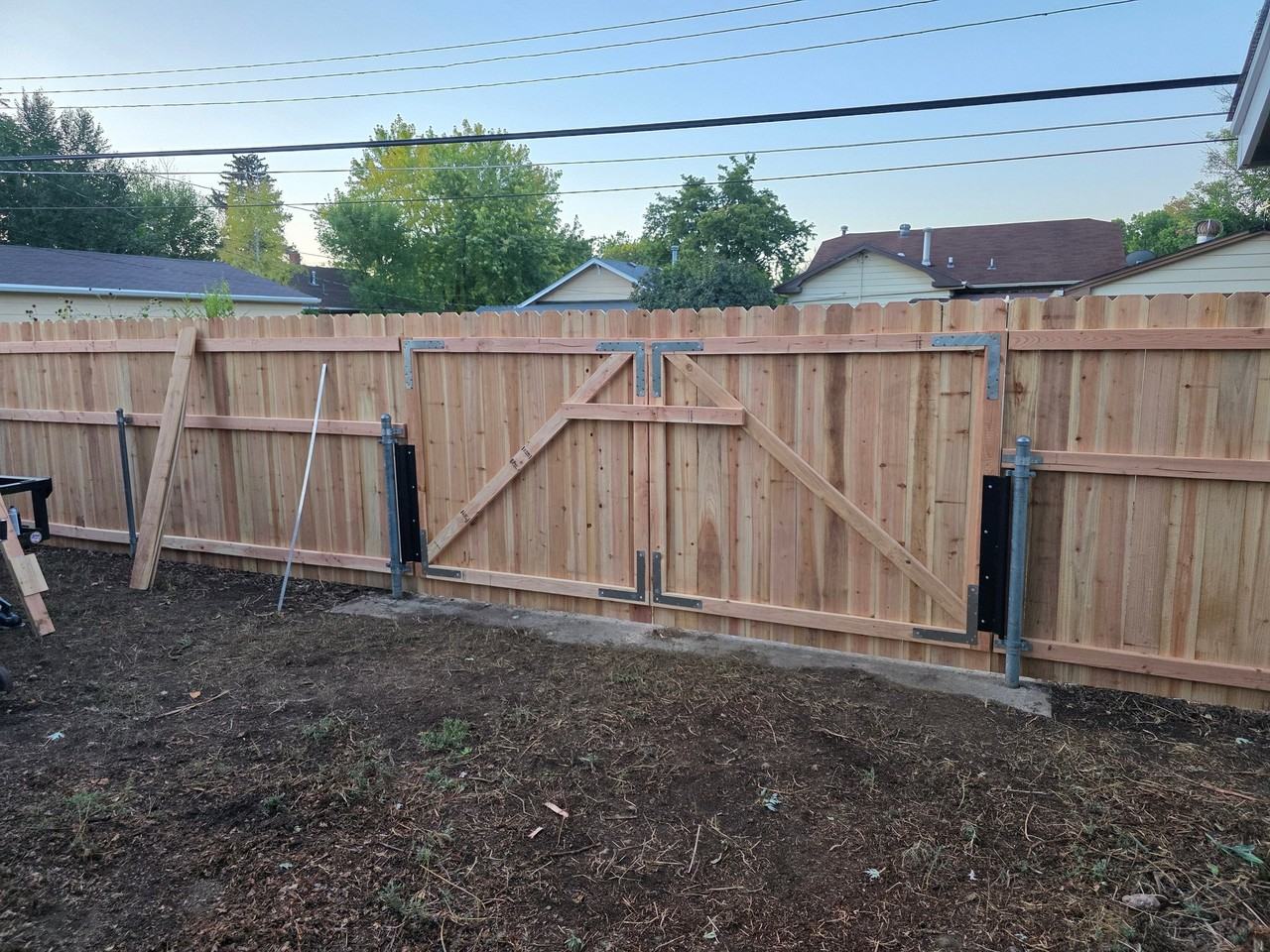 542 E 10th St - Photo 5 of 10